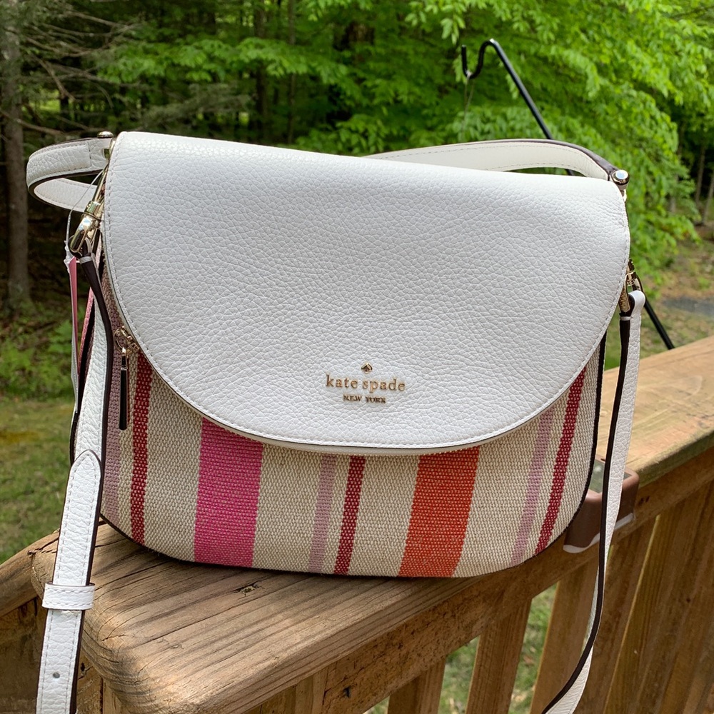 Authentic Kate spade leather/canvas flap crossbody - Picture 2 of 14